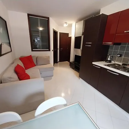 Il Faro - Garage Mt 4,75 - Mt 150 - 09001-lt-1414 Alassio