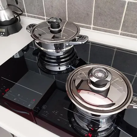 Апартаменти Il Faro - Garage Mt 4,75 - Mt 150 - 09001-lt-1414