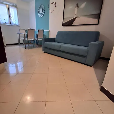 Apartment Il Faro - Garage Mt 4,75 - Mt 150 - 09001-lt-1414